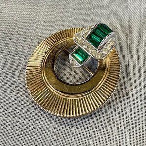 Vintage 1950s Boucher Buckle and Golden Starburst Emerald Rhinestone Pin